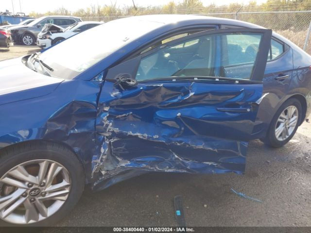 Photo 5 VIN: 5NPD84LF5KH475781 - HYUNDAI ELANTRA 