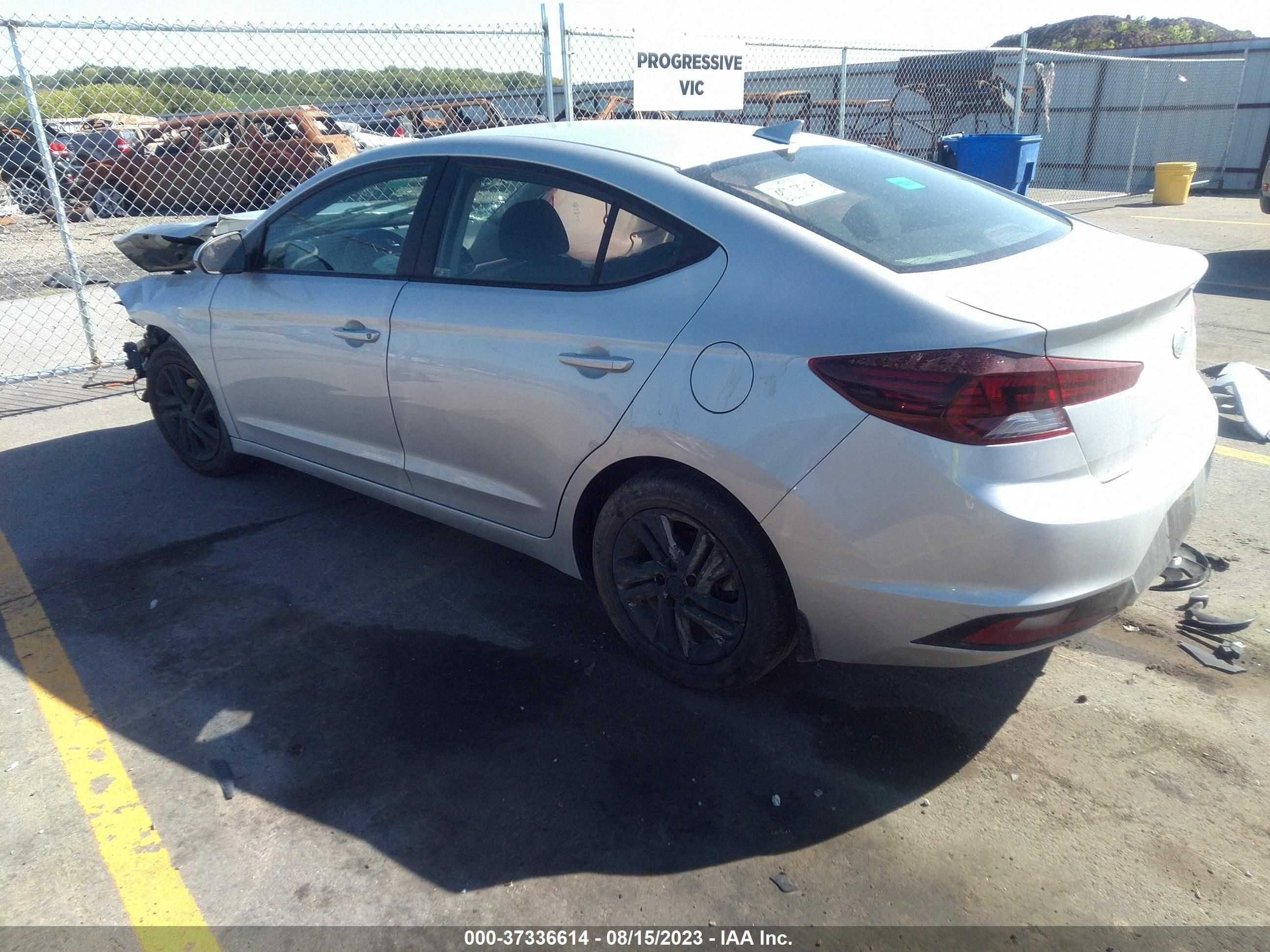 Photo 14 VIN: 5NPD84LF5KH477403 - HYUNDAI ELANTRA 