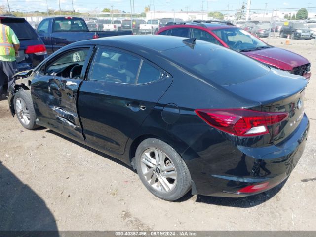 Photo 2 VIN: 5NPD84LF5KH484884 - HYUNDAI ELANTRA 