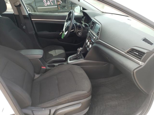 Photo 4 VIN: 5NPD84LF5KH486313 - HYUNDAI ELANTRA SE 