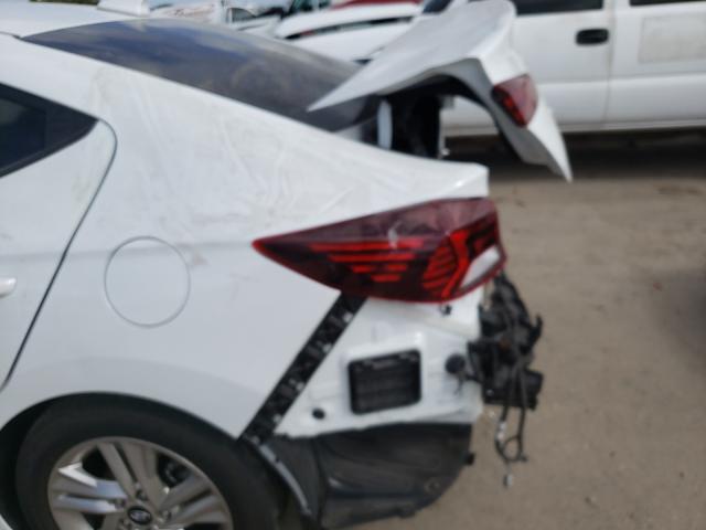 Photo 8 VIN: 5NPD84LF5KH486313 - HYUNDAI ELANTRA SE 