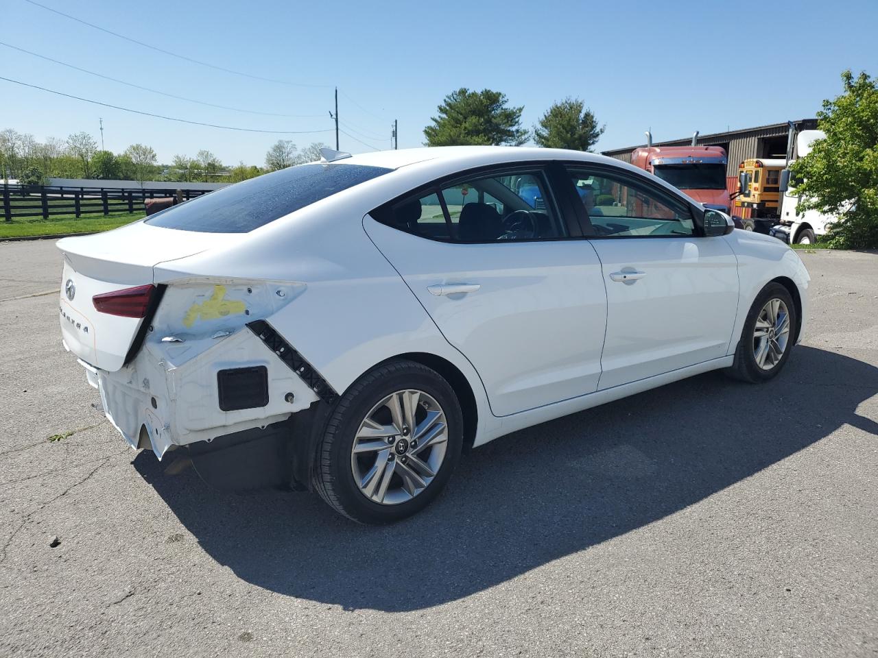 Photo 2 VIN: 5NPD84LF5LH503337 - HYUNDAI ELANTRA 