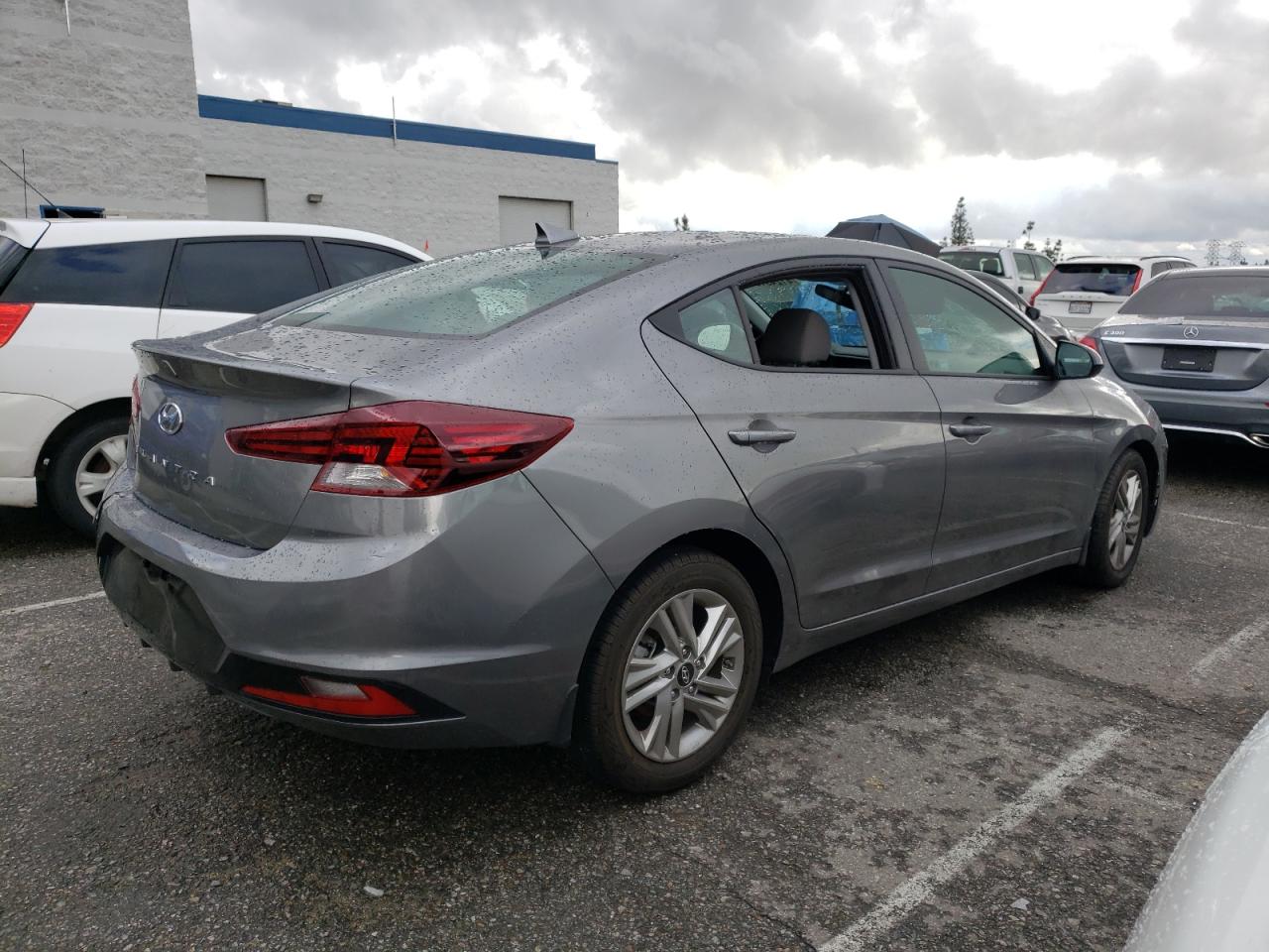 Photo 2 VIN: 5NPD84LF5LH531915 - HYUNDAI ELANTRA 