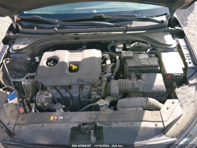 Photo 9 VIN: 5NPD84LF5LH555745 - HYUNDAI ELANTRA 