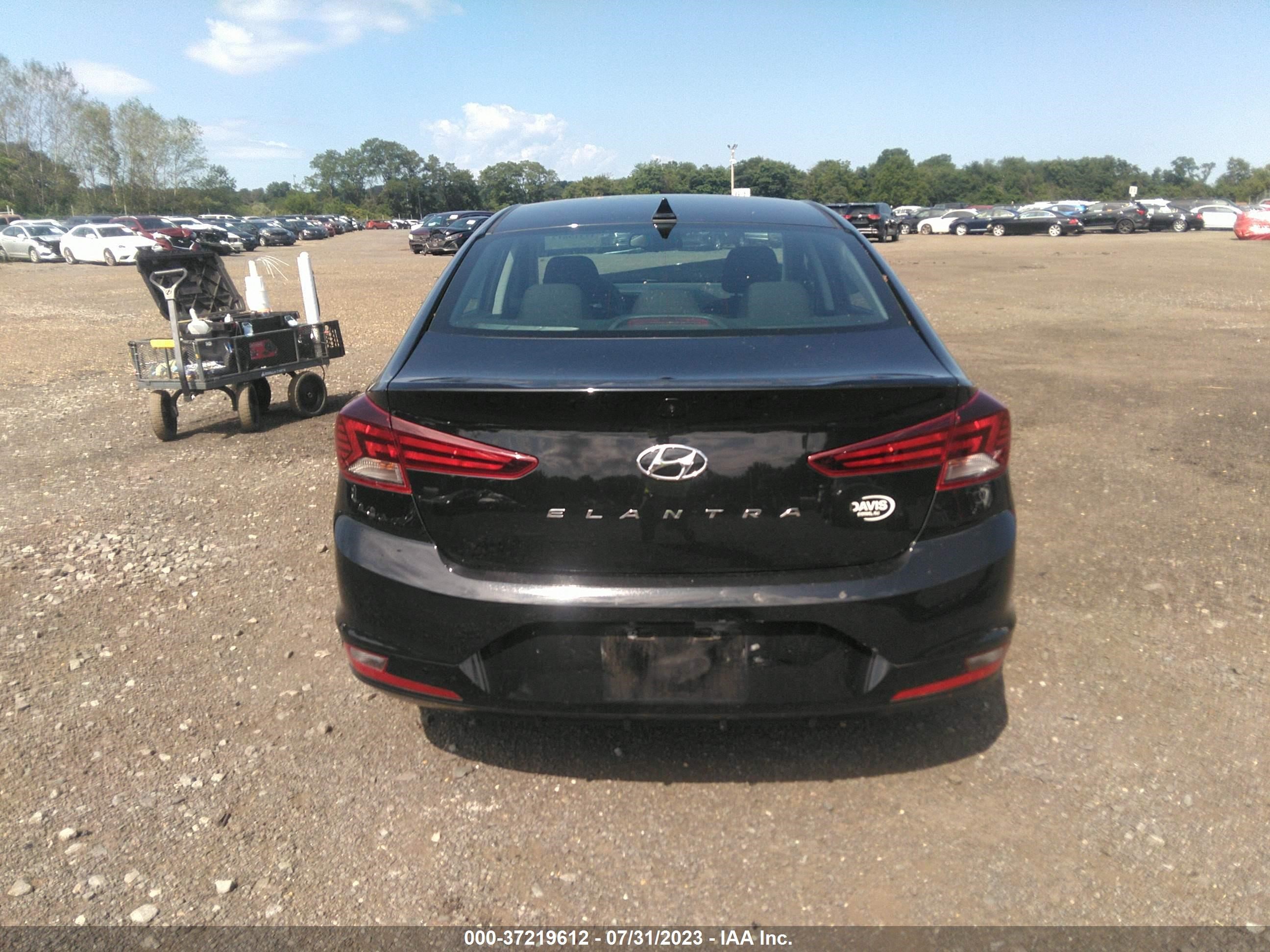 Photo 15 VIN: 5NPD84LF5LH576658 - HYUNDAI ELANTRA 