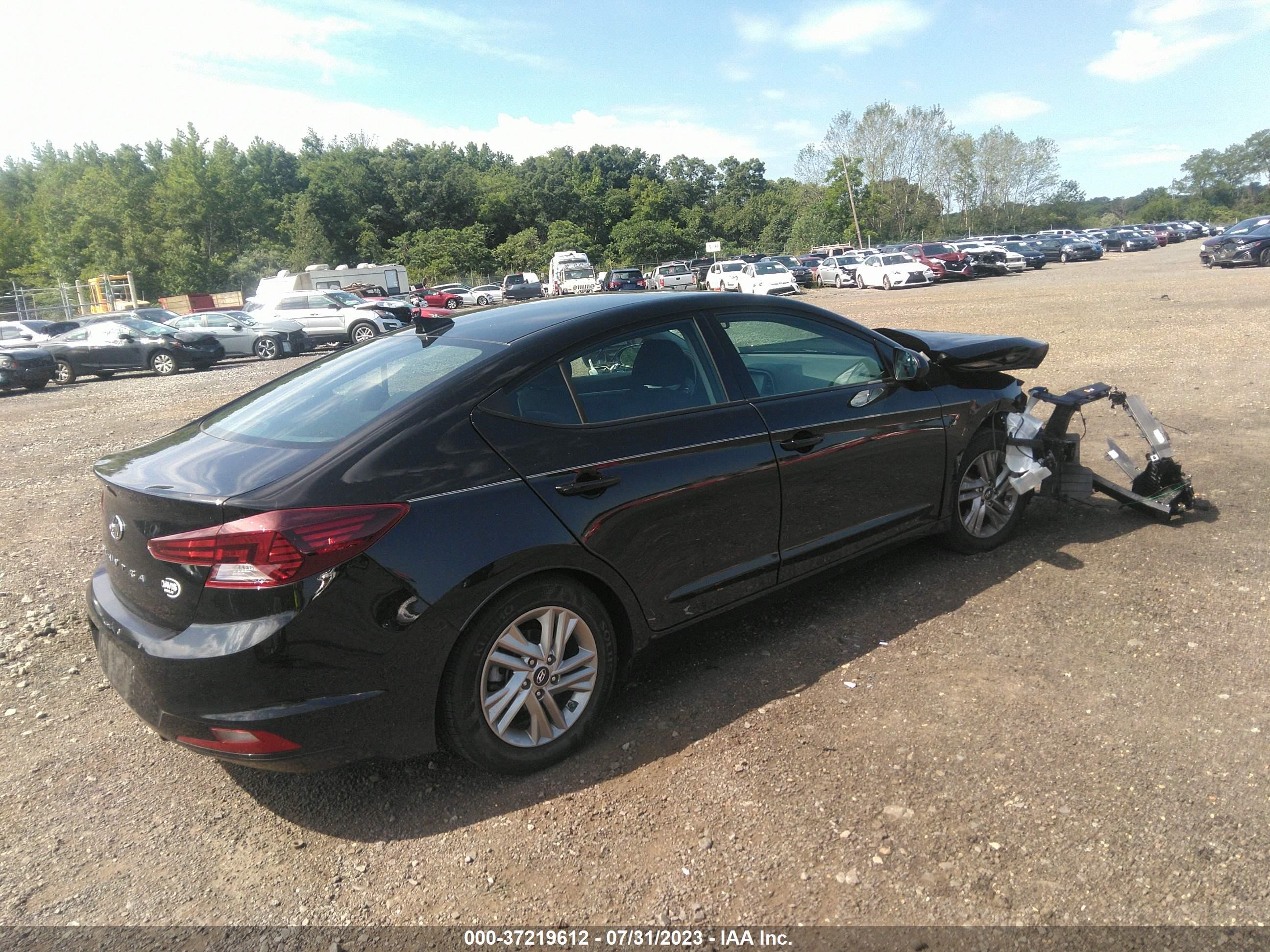 Photo 3 VIN: 5NPD84LF5LH576658 - HYUNDAI ELANTRA 