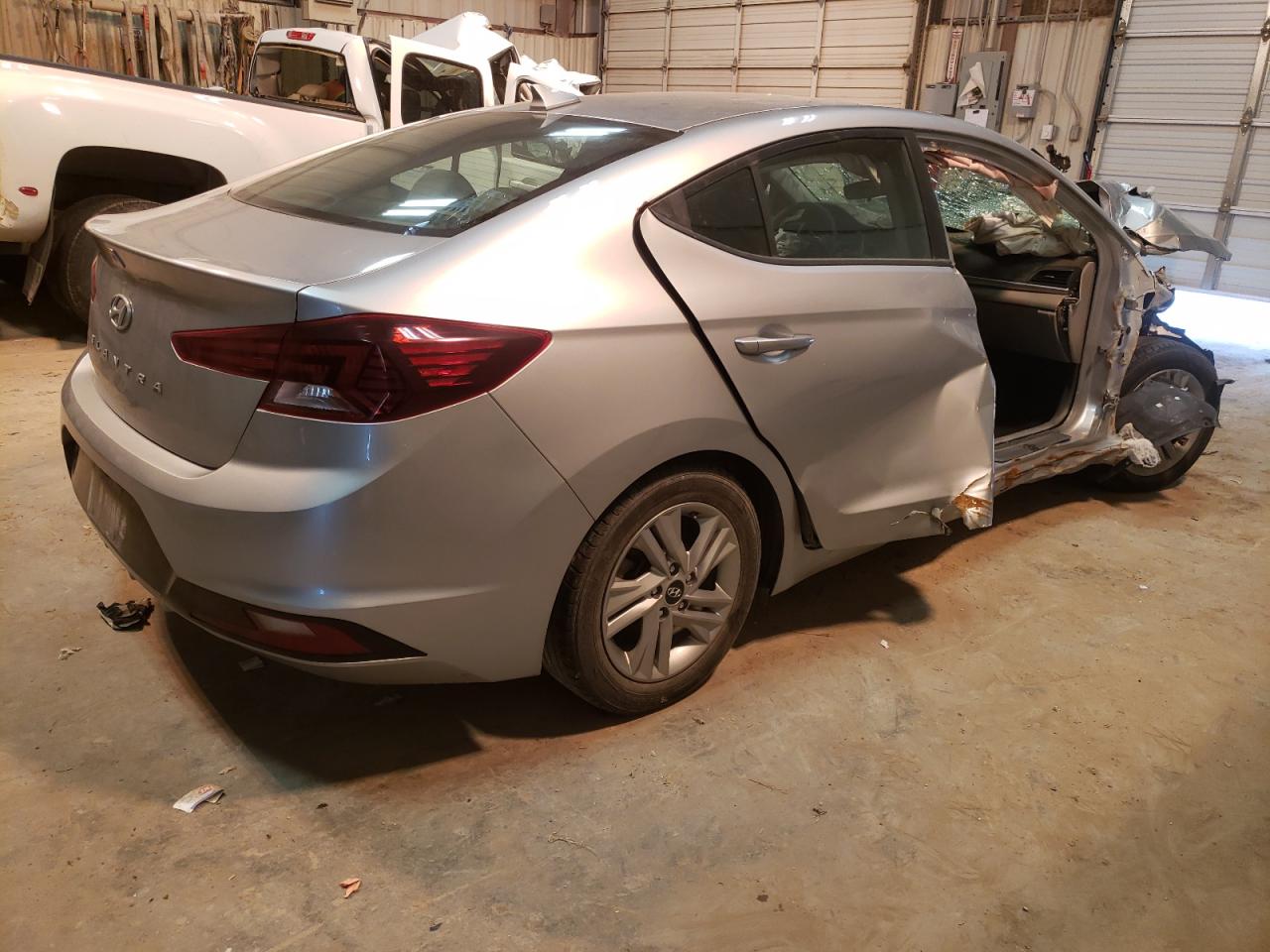 Photo 2 VIN: 5NPD84LF5LH614681 - HYUNDAI ELANTRA 