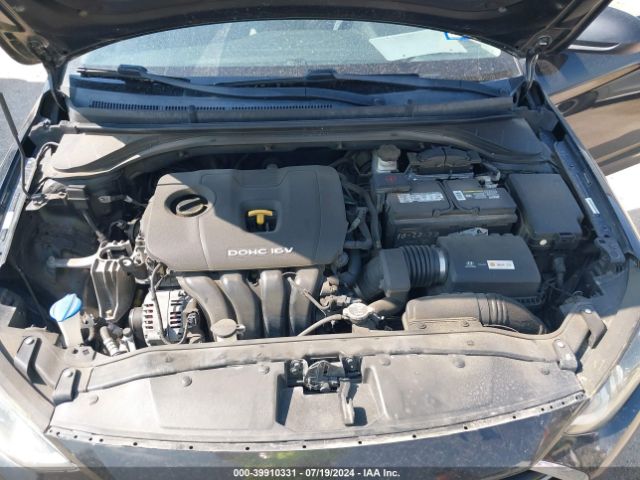 Photo 9 VIN: 5NPD84LF6HH000682 - HYUNDAI ELANTRA 