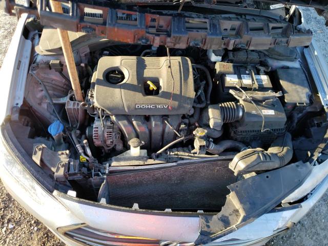 Photo 6 VIN: 5NPD84LF6HH003596 - HYUNDAI ELANTRA 