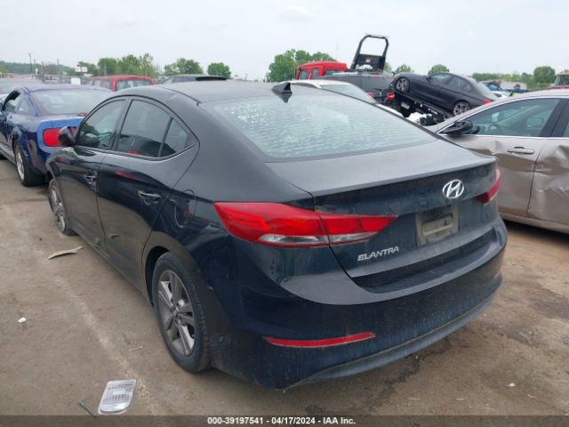 Photo 2 VIN: 5NPD84LF6HH005820 - HYUNDAI ELANTRA 