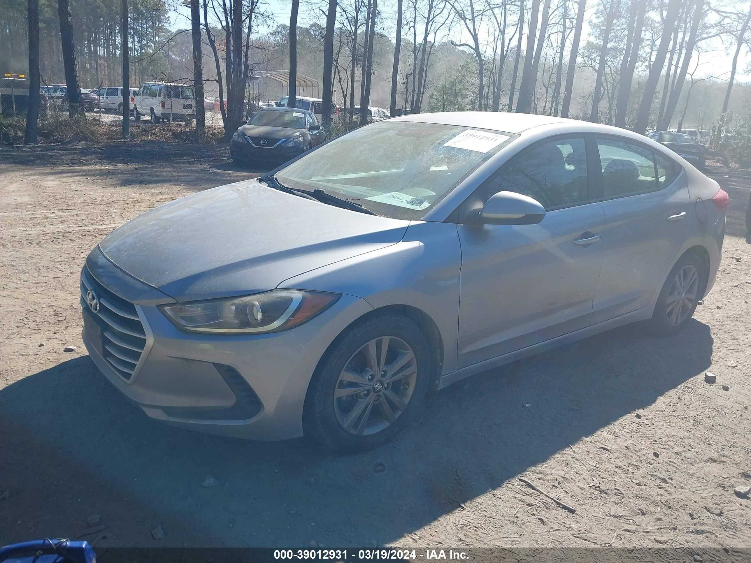 Photo 1 VIN: 5NPD84LF6HH016610 - HYUNDAI ELANTRA 