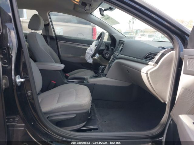 Photo 4 VIN: 5NPD84LF6HH024495 - HYUNDAI ELANTRA 