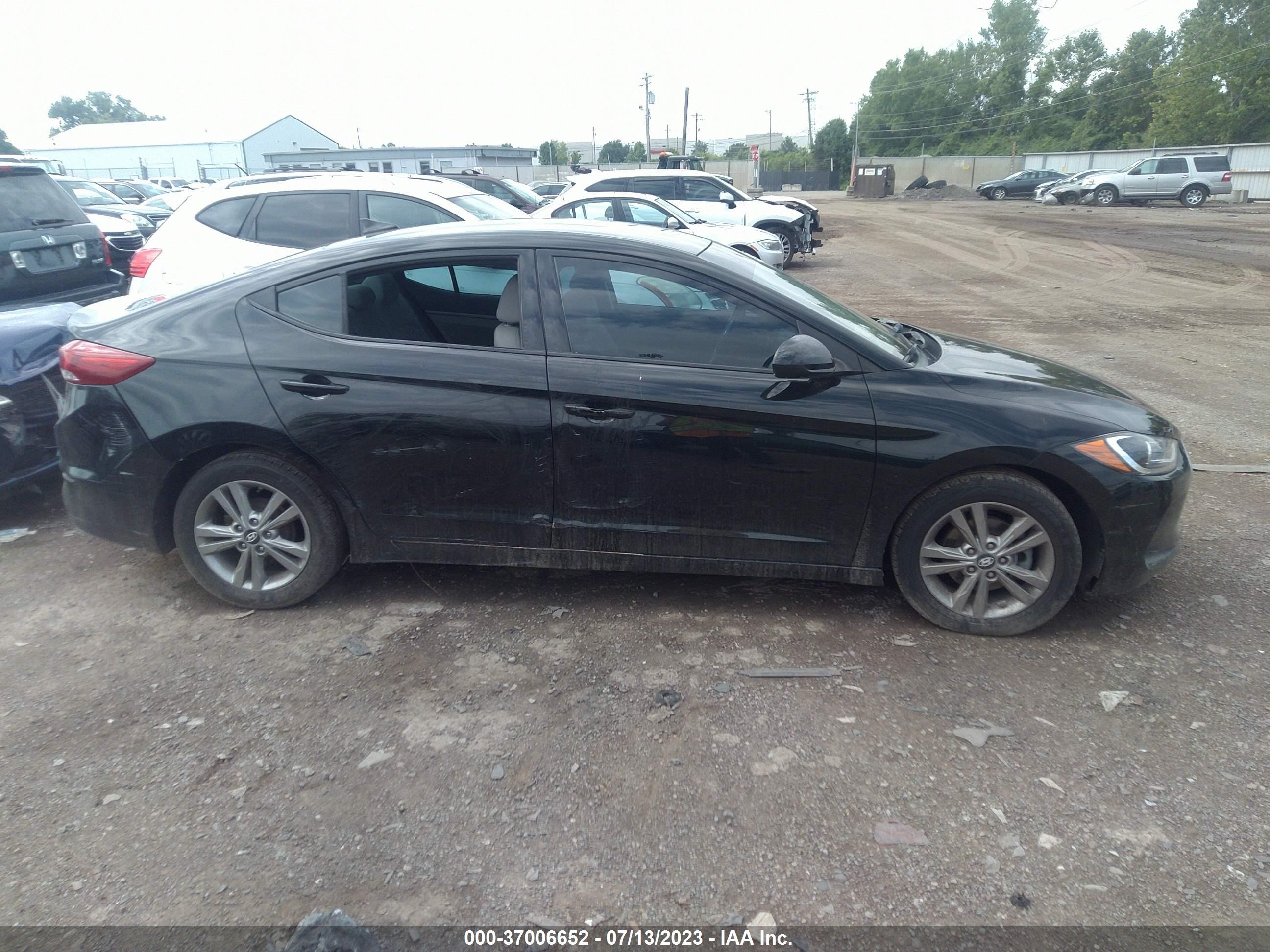 Photo 12 VIN: 5NPD84LF6HH048781 - HYUNDAI ELANTRA 