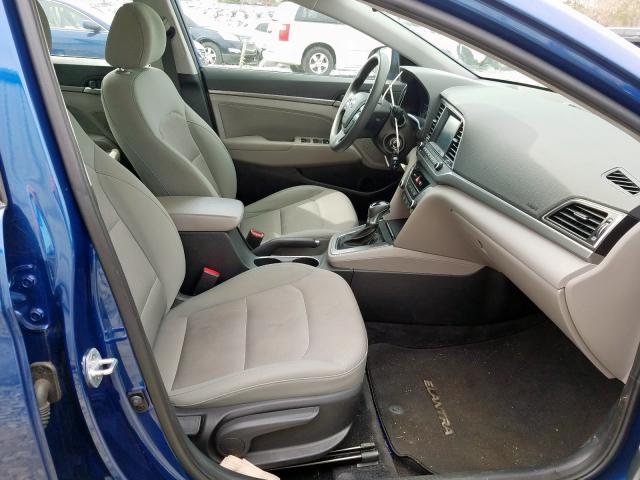 Photo 4 VIN: 5NPD84LF6HH052006 - HYUNDAI ELANTRA 