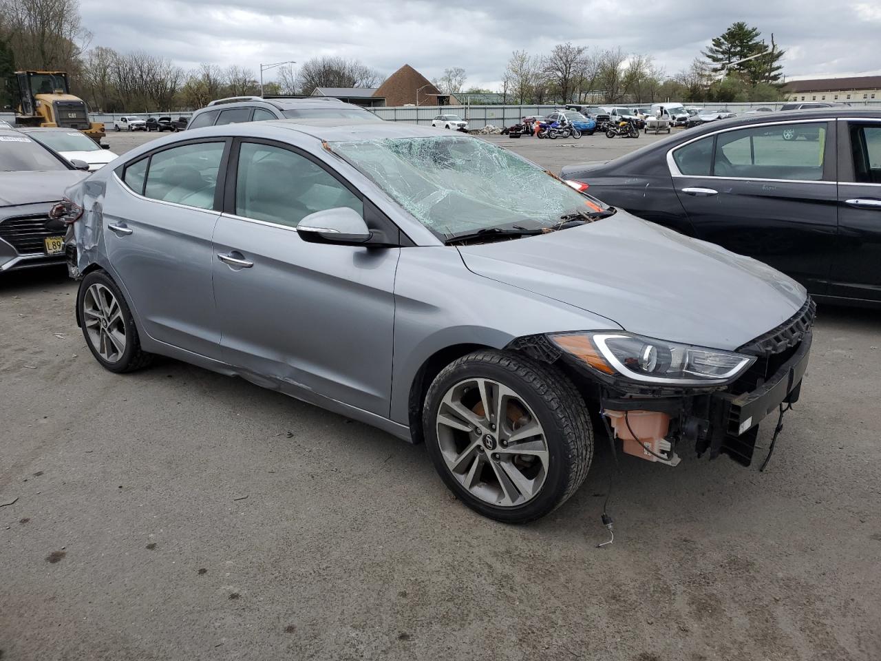 Photo 3 VIN: 5NPD84LF6HH054449 - HYUNDAI ELANTRA 