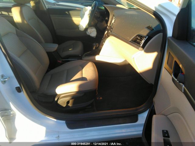 Photo 4 VIN: 5NPD84LF6HH055617 - HYUNDAI ELANTRA 