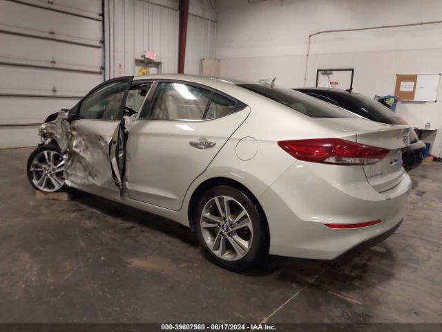 Photo 2 VIN: 5NPD84LF6HH068125 - HYUNDAI ELANTRA 