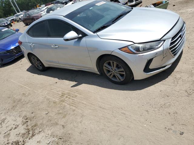 Photo 3 VIN: 5NPD84LF6HH071039 - HYUNDAI ELANTRA SE 