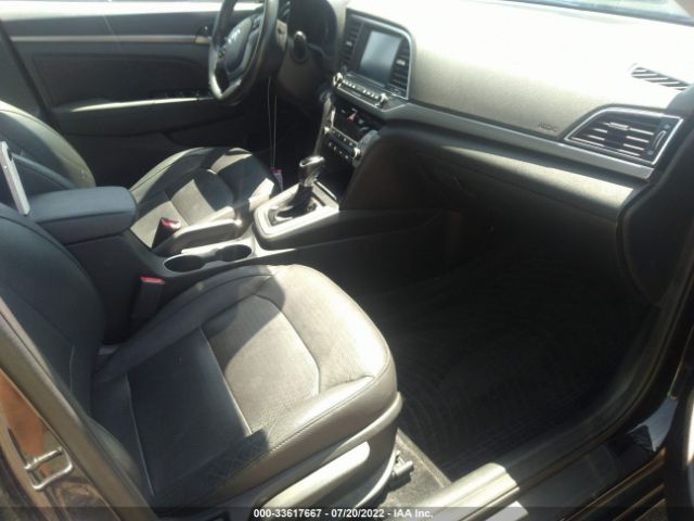 Photo 4 VIN: 5NPD84LF6HH071851 - HYUNDAI ELANTRA 