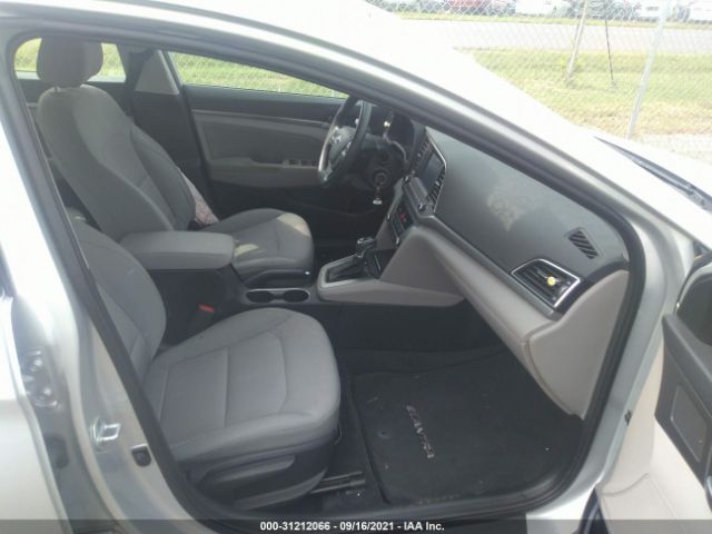 Photo 4 VIN: 5NPD84LF6HH075091 - HYUNDAI ELANTRA 