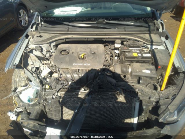 Photo 9 VIN: 5NPD84LF6HH079562 - HYUNDAI ELANTRA 