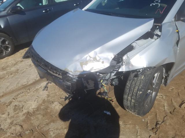 Photo 8 VIN: 5NPD84LF6HH080761 - HYUNDAI ELANTRA 