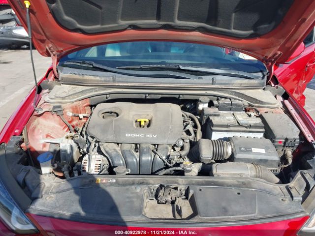 Photo 9 VIN: 5NPD84LF6HH084521 - HYUNDAI ELANTRA 