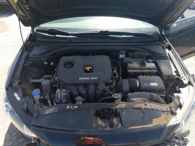 Photo 6 VIN: 5NPD84LF6HH097978 - HYUNDAI ELANTRA SE 