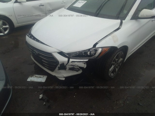 Photo 5 VIN: 5NPD84LF6HH105819 - HYUNDAI ELANTRA 