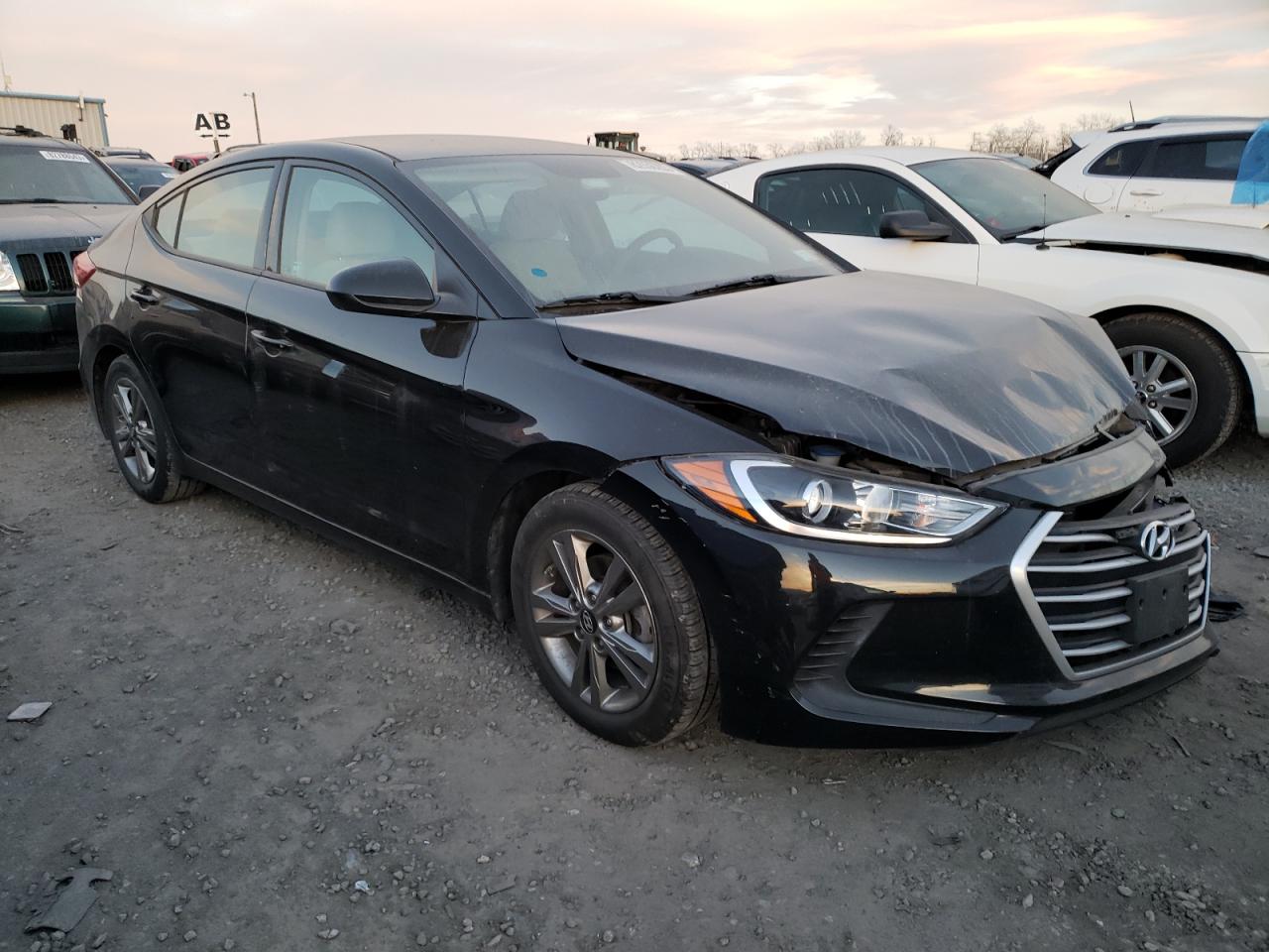 Photo 3 VIN: 5NPD84LF6HH110020 - HYUNDAI ELANTRA 