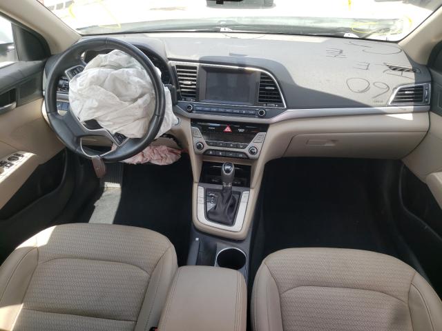 Photo 8 VIN: 5NPD84LF6HH113970 - HYUNDAI ELANTRA SE 