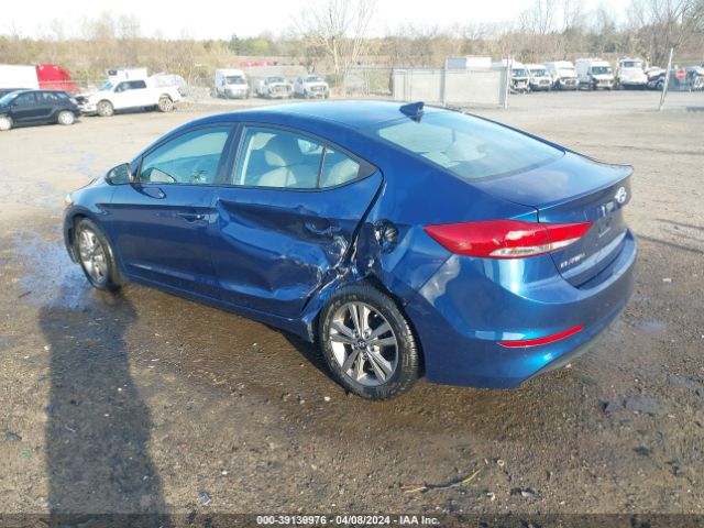 Photo 2 VIN: 5NPD84LF6HH117176 - HYUNDAI ELANTRA 