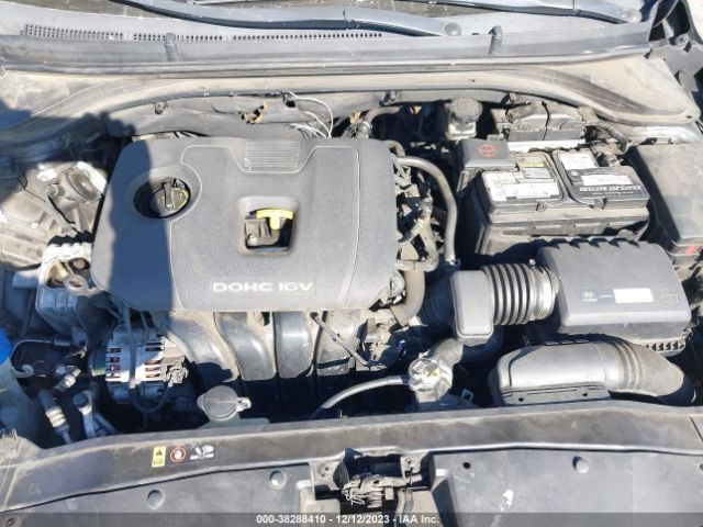 Photo 9 VIN: 5NPD84LF6HH123057 - HYUNDAI ELANTRA 