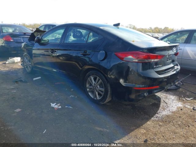 Photo 2 VIN: 5NPD84LF6HH133393 - HYUNDAI ELANTRA 