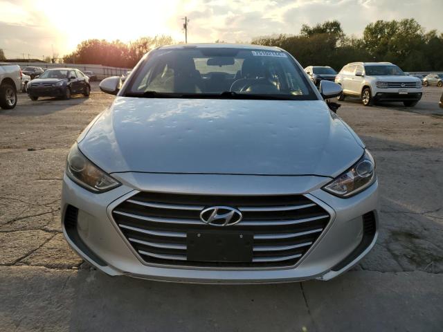 Photo 4 VIN: 5NPD84LF6HH136780 - HYUNDAI ELANTRA SE 