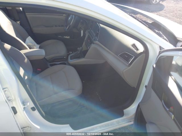 Photo 4 VIN: 5NPD84LF6HH140716 - HYUNDAI ELANTRA 