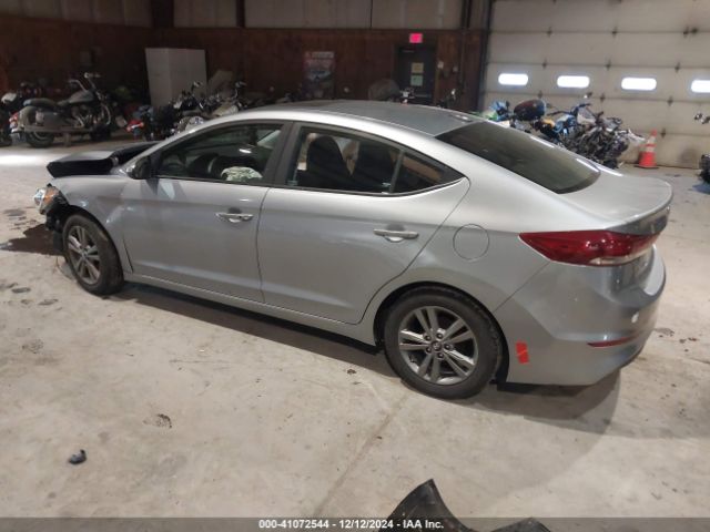 Photo 2 VIN: 5NPD84LF6HH164420 - HYUNDAI ELANTRA 