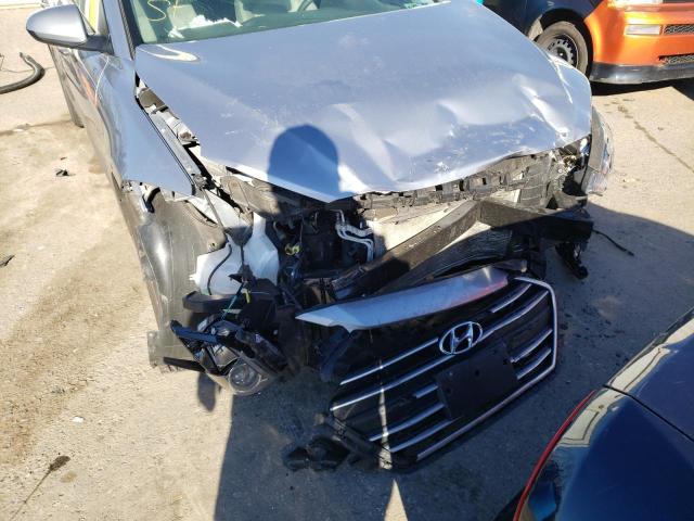 Photo 8 VIN: 5NPD84LF6HH180391 - HYUNDAI ELANTRA SE 