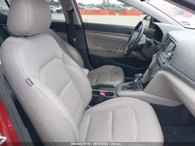 Photo 4 VIN: 5NPD84LF6HH183887 - HYUNDAI ELANTRA 