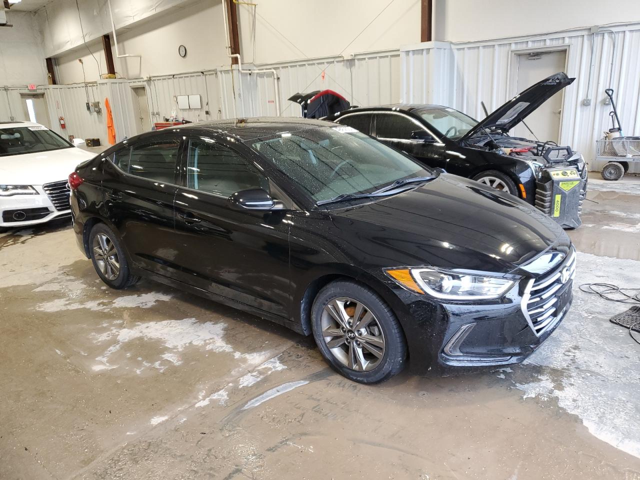 Photo 3 VIN: 5NPD84LF6HH185199 - HYUNDAI ELANTRA 