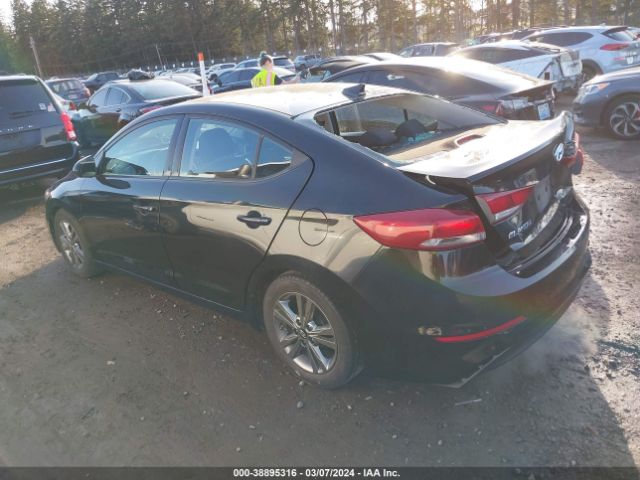 Photo 2 VIN: 5NPD84LF6HH209873 - HYUNDAI ELANTRA 