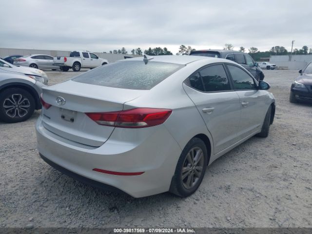 Photo 3 VIN: 5NPD84LF6JH226291 - HYUNDAI ELANTRA 