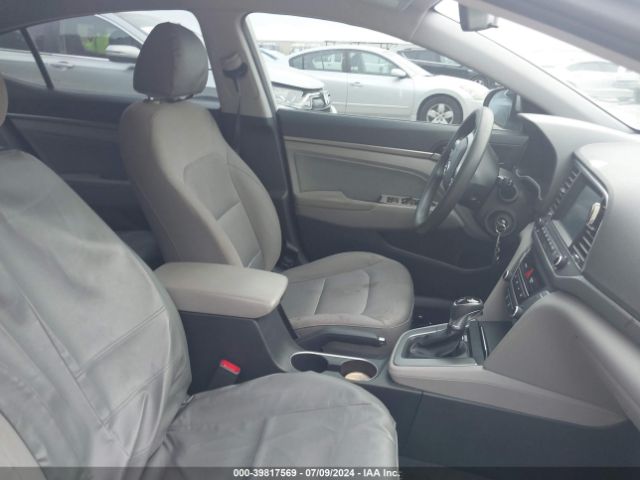 Photo 4 VIN: 5NPD84LF6JH226291 - HYUNDAI ELANTRA 