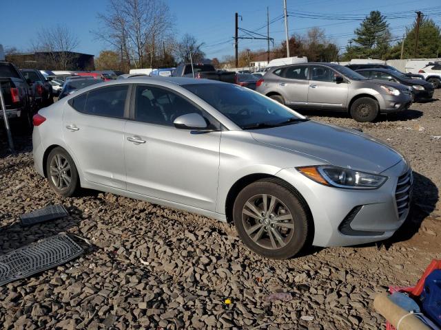 Photo 3 VIN: 5NPD84LF6JH230647 - HYUNDAI ELANTRA SE 