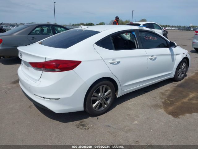 Photo 3 VIN: 5NPD84LF6JH234729 - HYUNDAI ELANTRA 