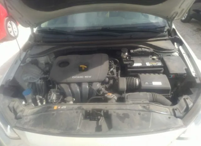 Photo 5 VIN: 5NPD84LF6JH236402 - HYUNDAI ELANTRA 