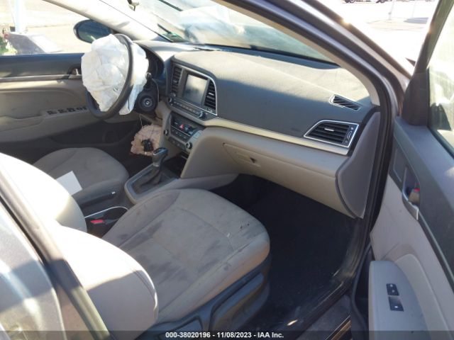 Photo 4 VIN: 5NPD84LF6JH251692 - HYUNDAI ELANTRA 