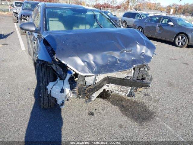 Photo 5 VIN: 5NPD84LF6JH251692 - HYUNDAI ELANTRA 