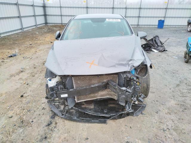 Photo 4 VIN: 5NPD84LF6JH252034 - HYUNDAI ELANTRA SE 