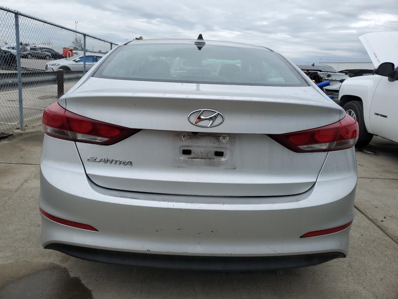 Photo 5 VIN: 5NPD84LF6JH254110 - HYUNDAI ELANTRA 